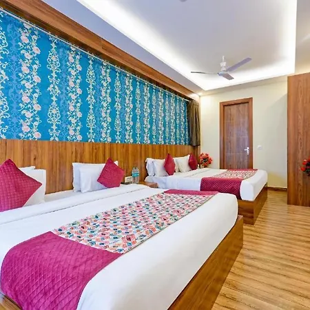Airport President Suite Near Igi Airport Delhi
